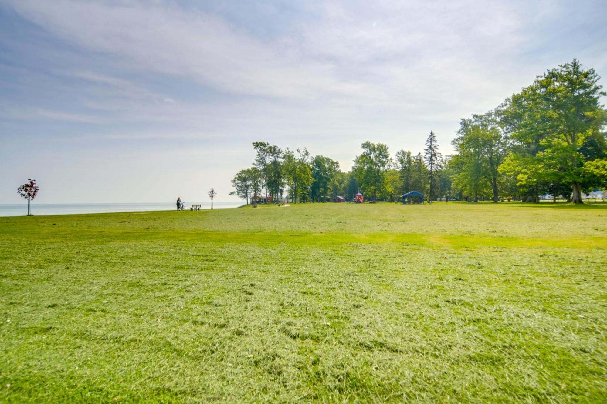 Charming Cottage With Yard Less Than 1 Mi To Lake Erie! Geneva Extérieur photo